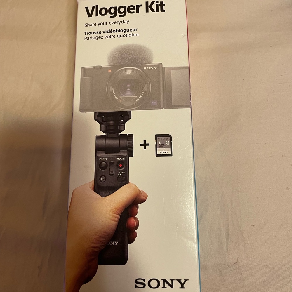 SONY VLOGGER ACCESSORY KIT
